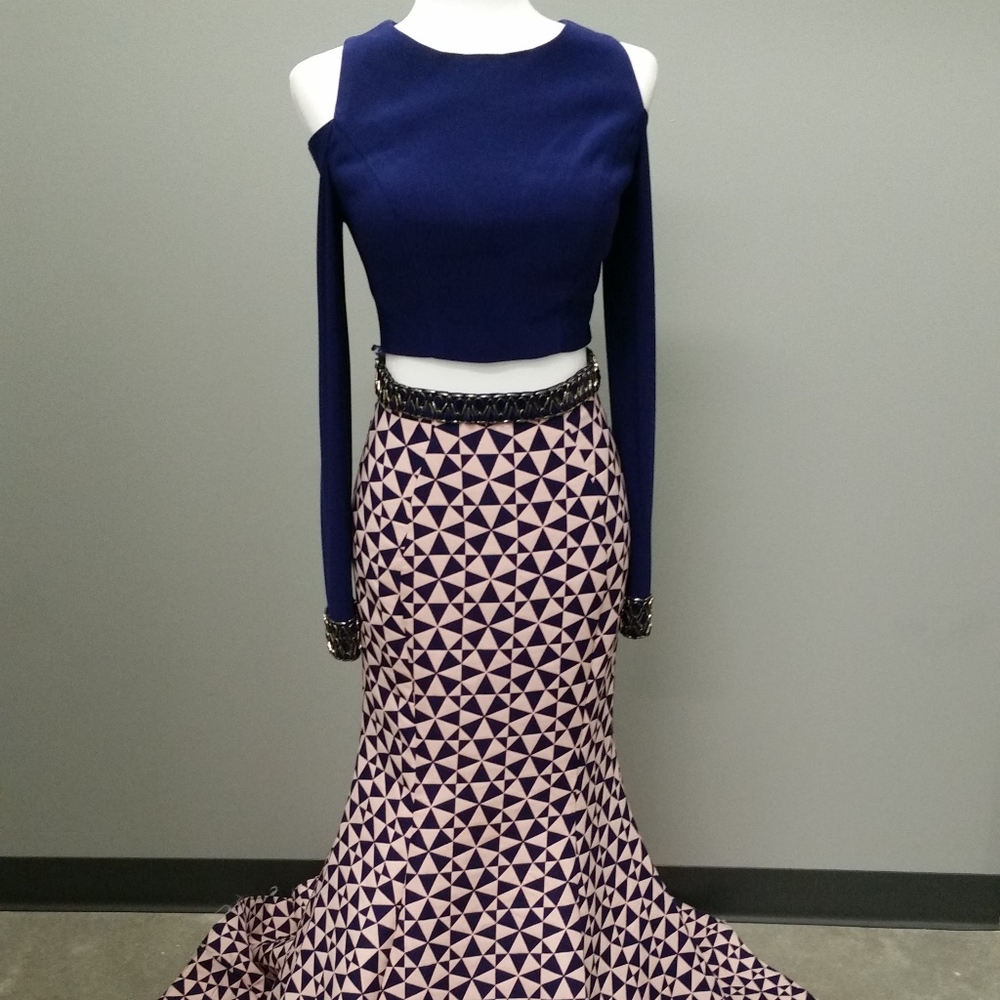 MacDuggal prom dress